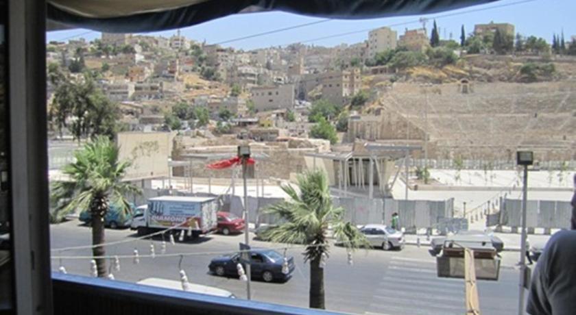 Roman Theater Hotel Amman Exterior photo